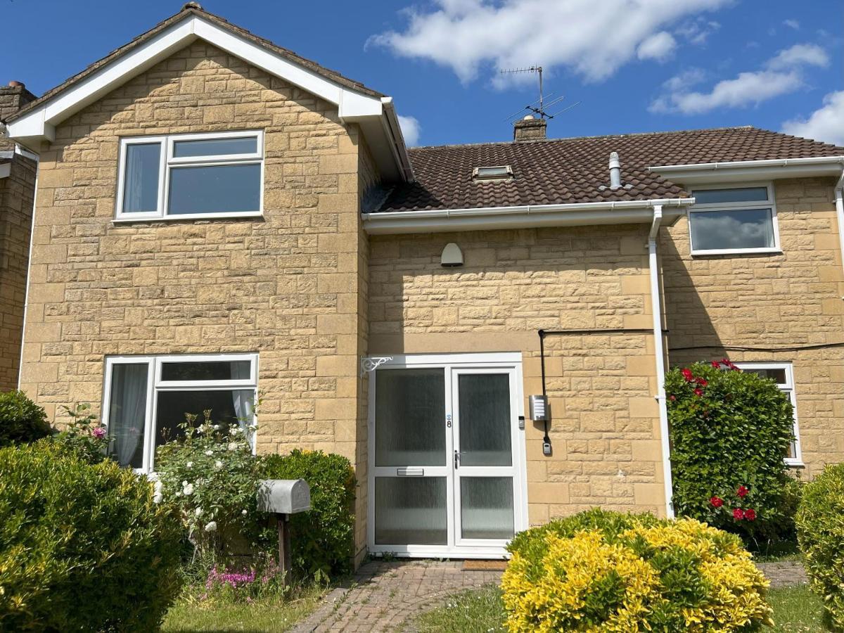 Premium Deal L Hill View Home L Last-Minute Offer L Cheltenham L Aj Properties L Perfect For Short Or Long Stays L 4Beds 4Bedrooms Camera foto